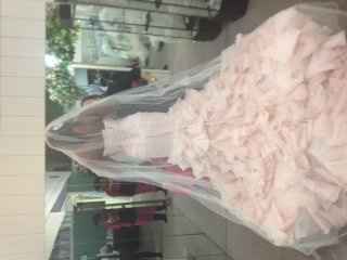 Found my gown! But now I hate it :( I'm keeping the gown!!!