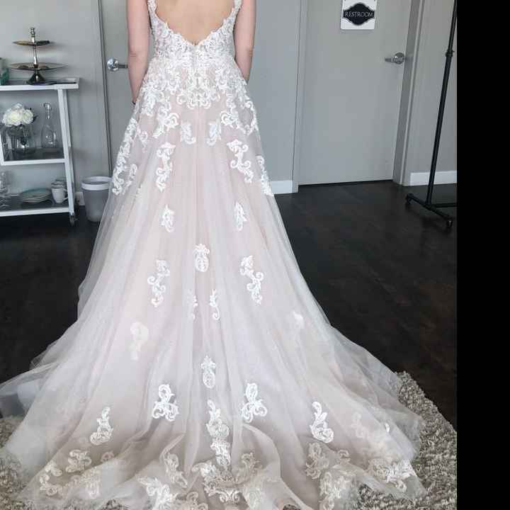 Calling all brides with ivory dresses and blush lining - 2