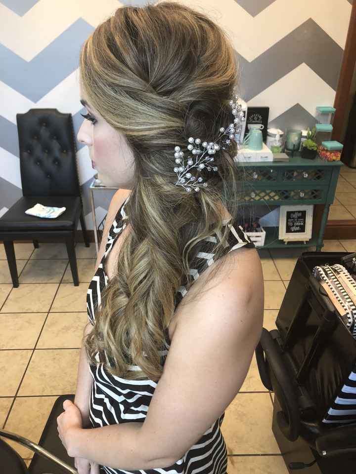 Hair and makeup trial! - 3