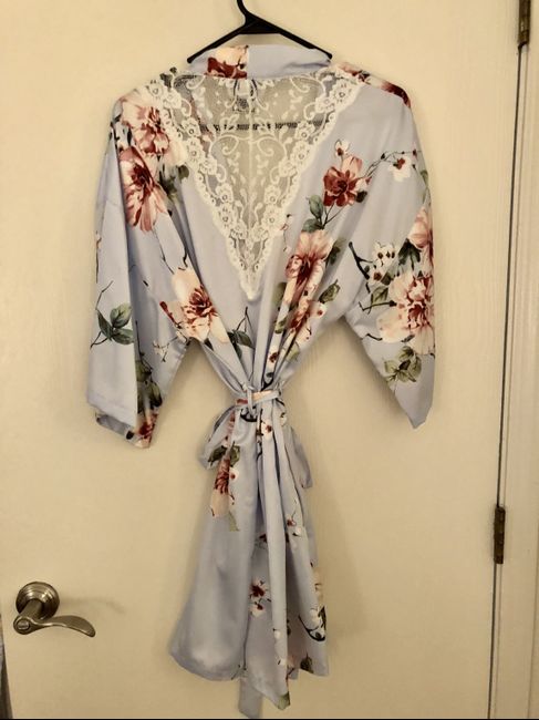 Bridesmaid robes? 4