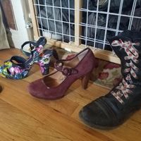 Show me your non traditional shoes! - 1