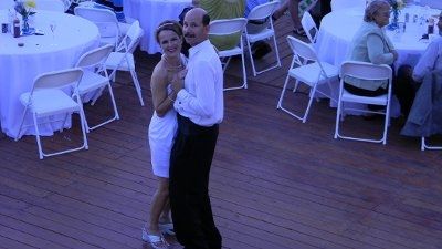 Anyone doing two dresses on the Big Day??