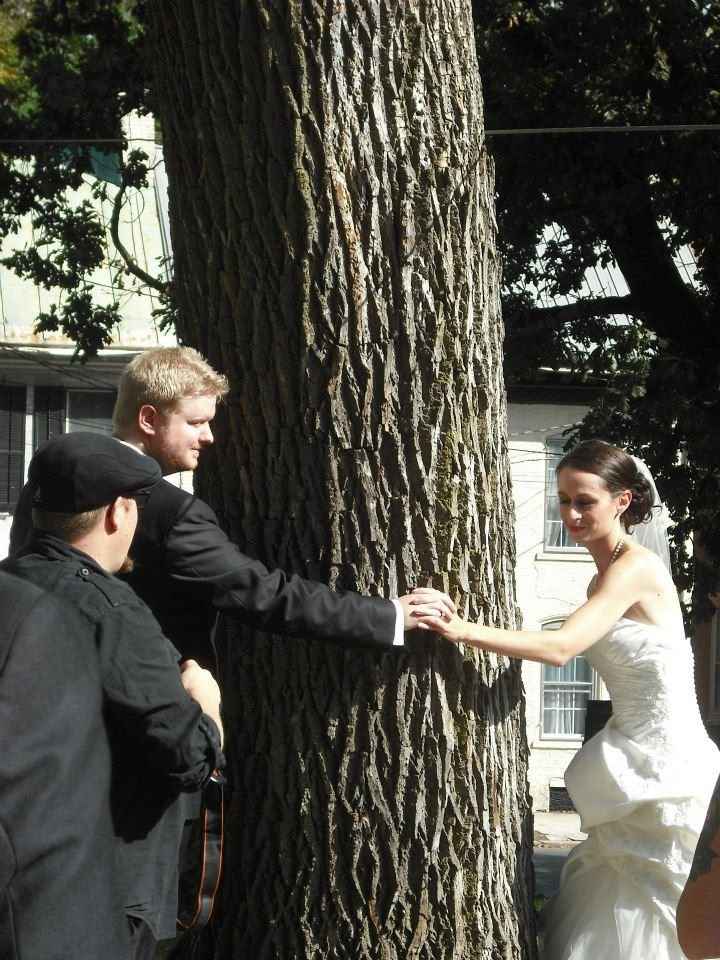 Seeing the bride BEFORE the wedding....