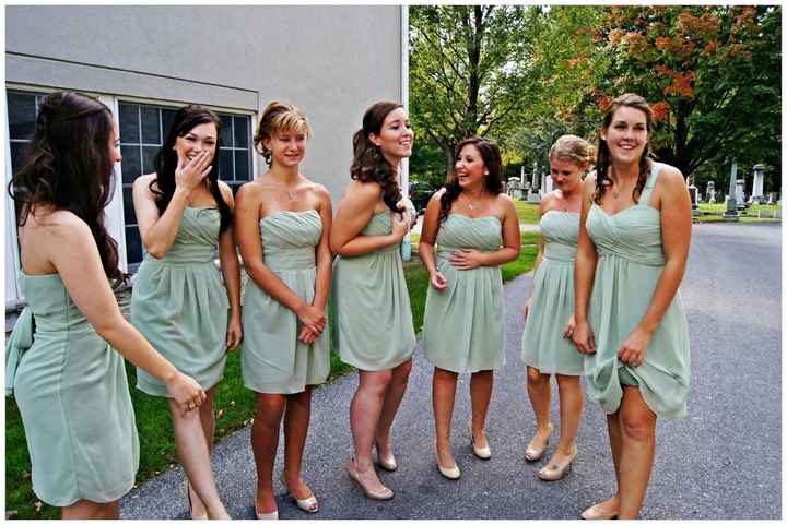 Show off your bridesmaid dresses!!