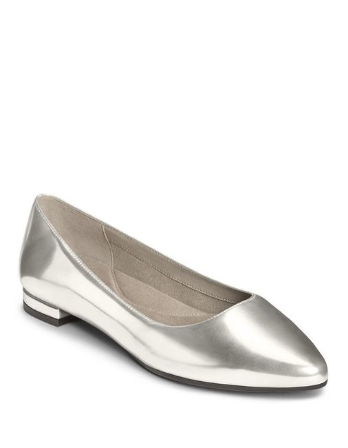 Show Me Your Wedding Shoes!