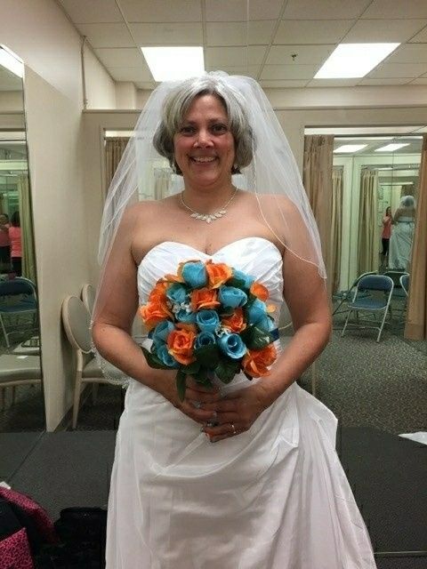 Show us your bouquets/centerpieces! (pics)