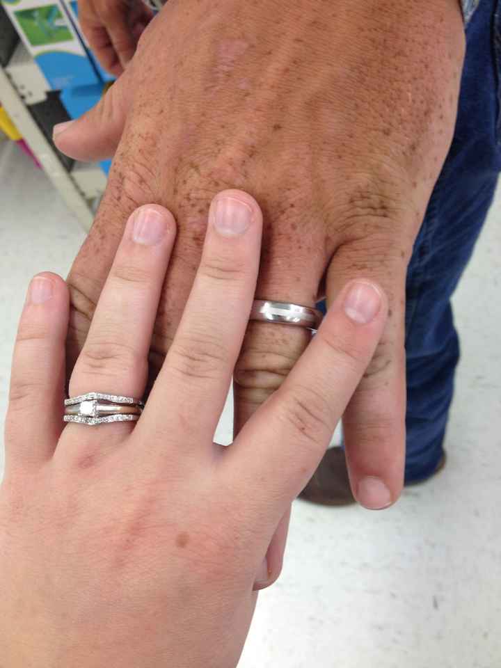 Having a very hard time finding a wedding band!