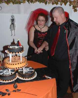 Married 15 Oct and back with pictures (formerly Doddie S.)