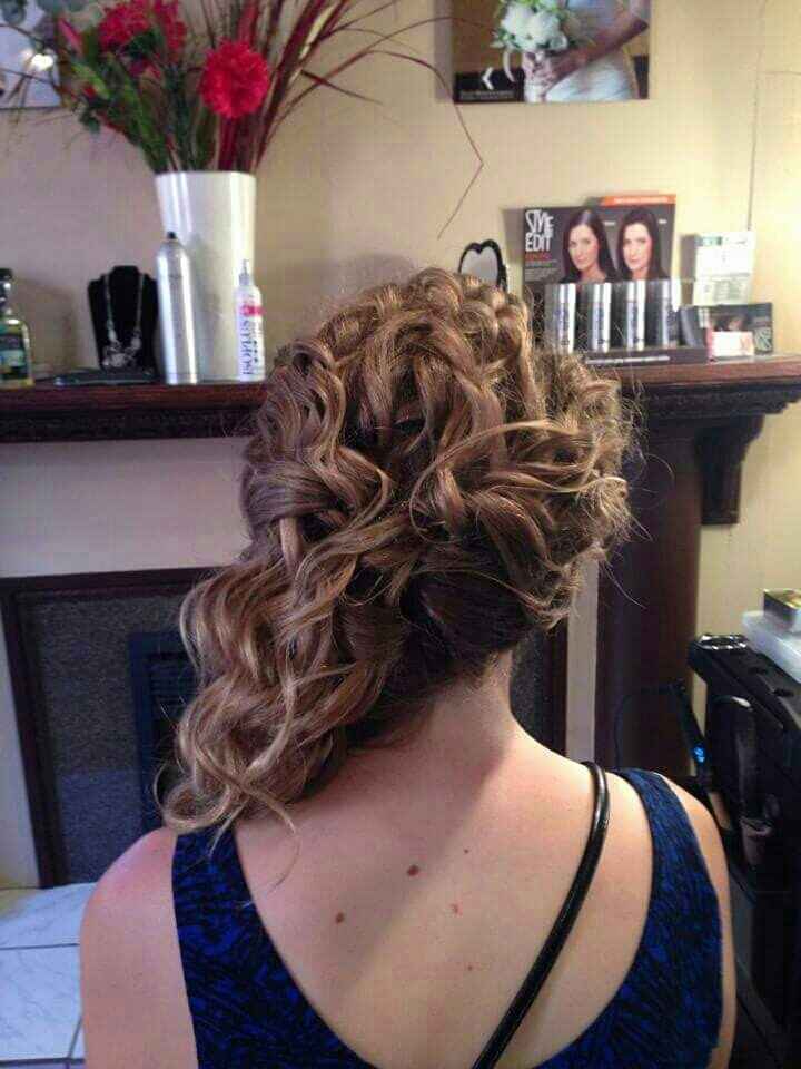 Naturally curly girls - show me your wedding hair!