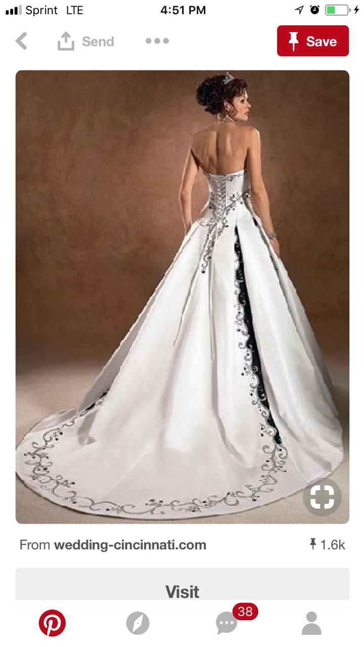  Mystery dress!?! Please help! - 1