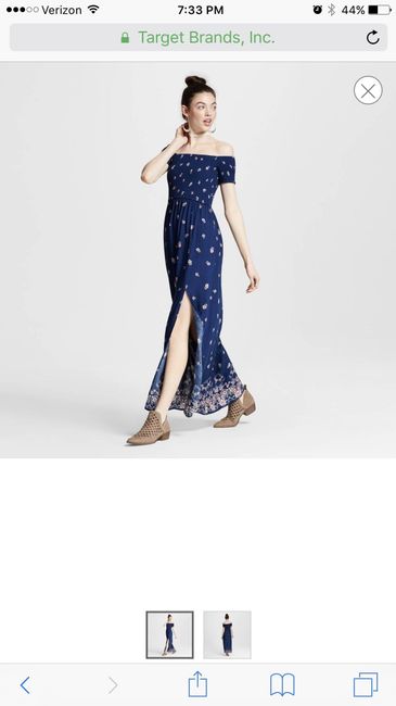 Dress for engagement pictures