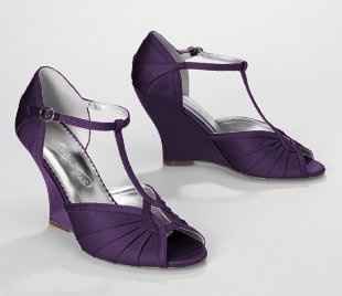 Anyone wearing purple shoes on their big day??