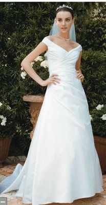 changing my dress... **pics**