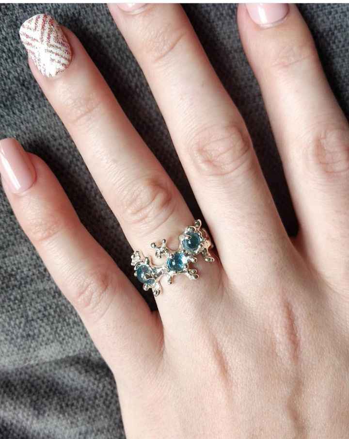 Non diamond rings :) - 1