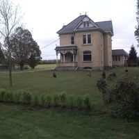 Got this idea from another post...Show us your house!!