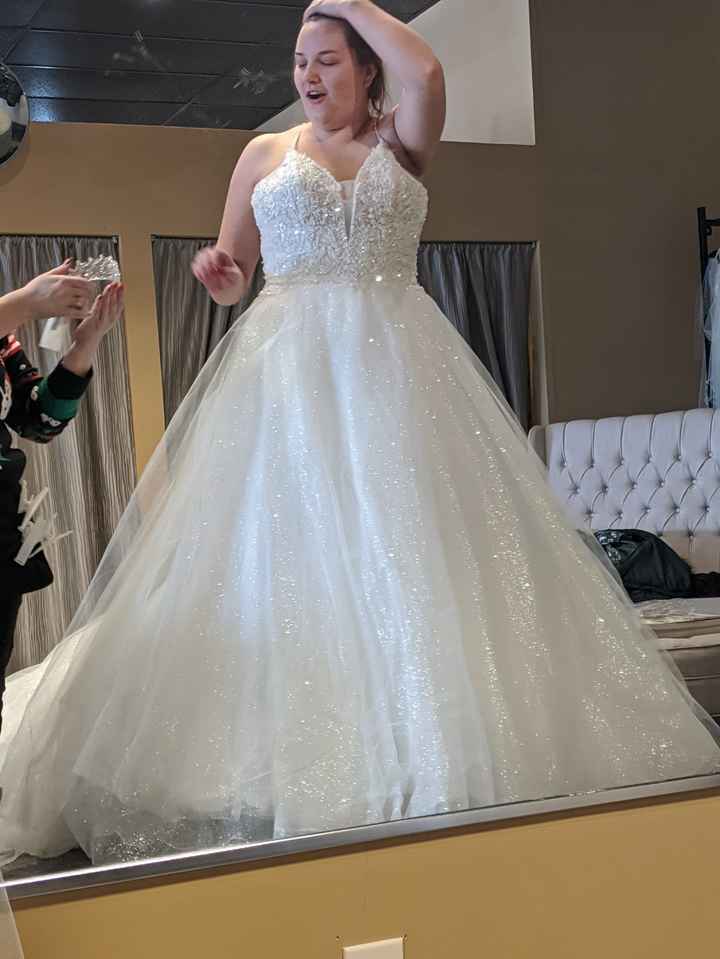 Who have said yes to the dress ? - 1