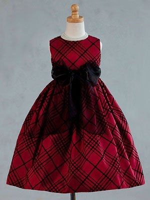 What is your flower girl wearing?