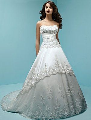 bought my dress today (with pictures) lets see yours :)