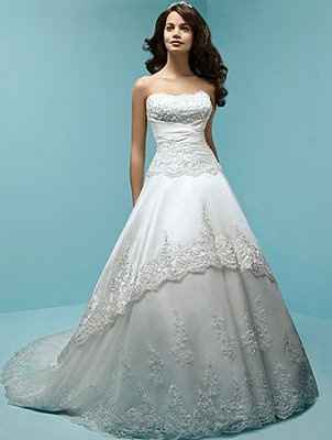 bought my dress today (with pictures) lets see yours :)