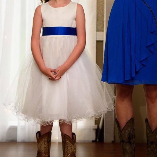 Do you give the parents of flower girl dress ideas?