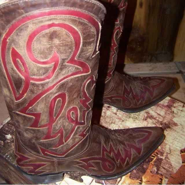 Show me your shoes ladies