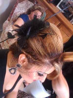 Hairstyle— Side ponytail