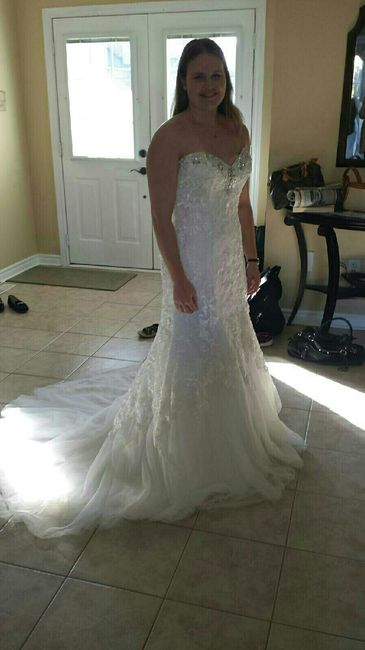 Show off those dresses!