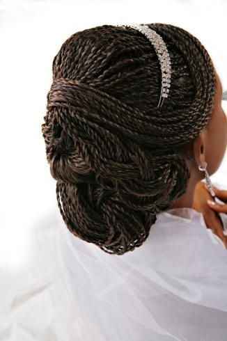 Where are the curly haired ladies? What did you/ what are you doing with your hair!?