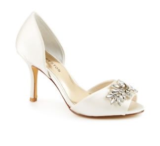 Wedding shoes: A hint of sparkle or big bling?