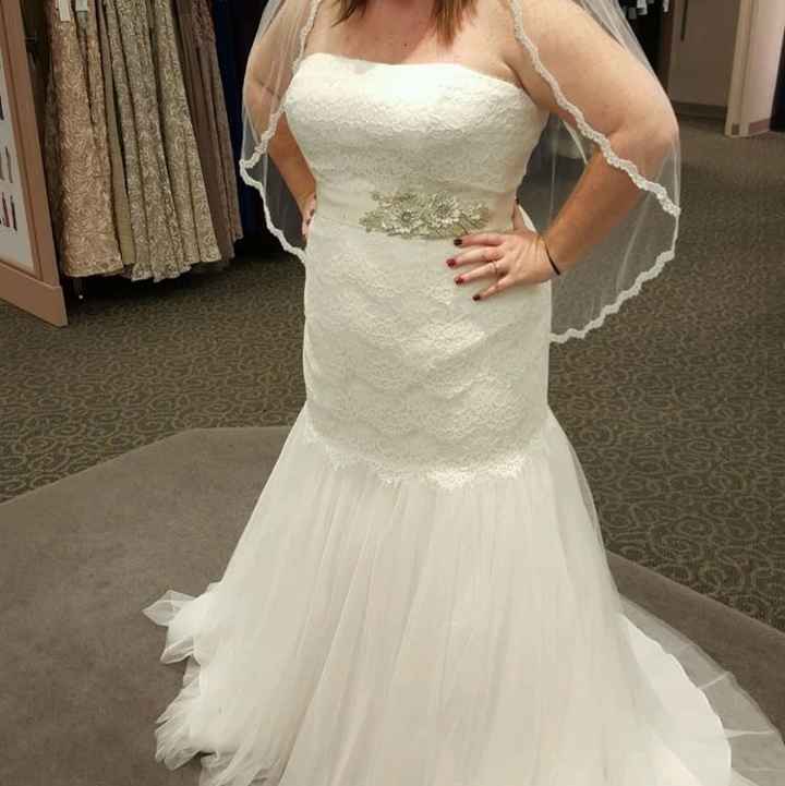 I LOVE my dress!!! Anyone wana share theirs? I'll show you mine!? LOL