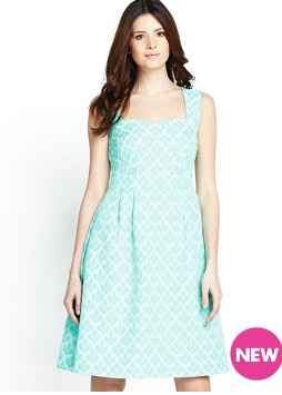 Shower dress... advice needed