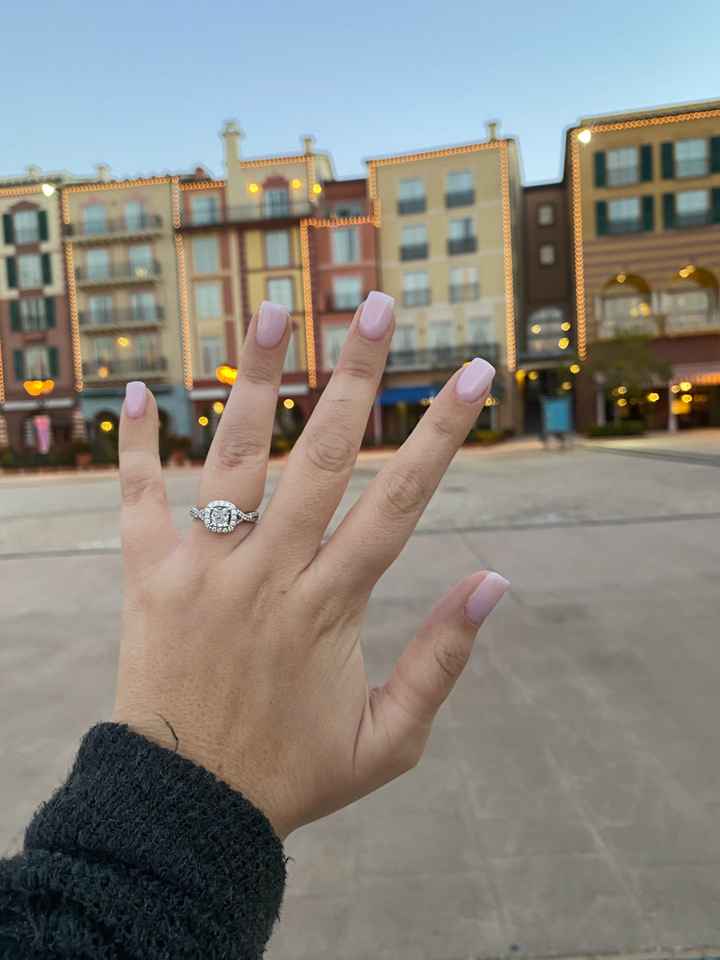 Brides of 2022! Show us your ring! - 1