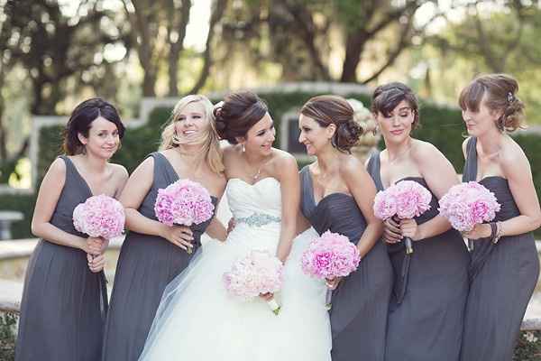 Wedding colors and flowers