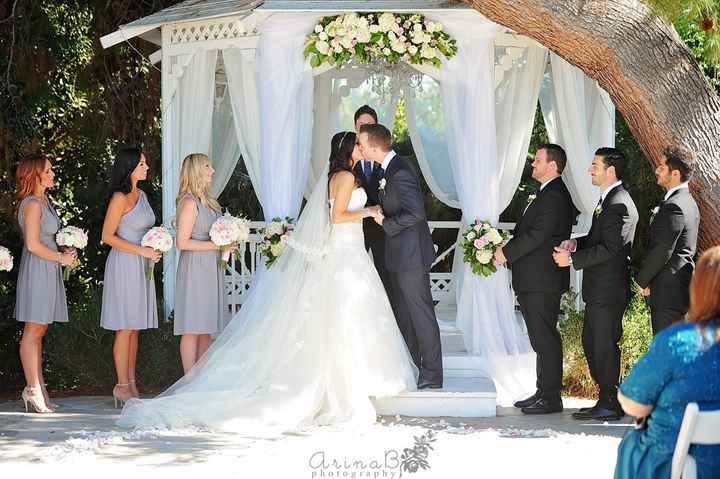 Ceremony gazebo decor