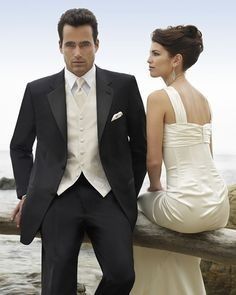 Help, Grooms Tuxedo