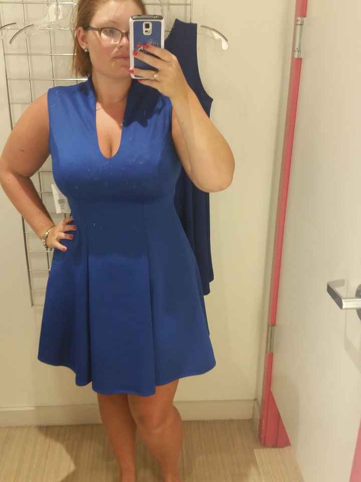 engagement photo outfits