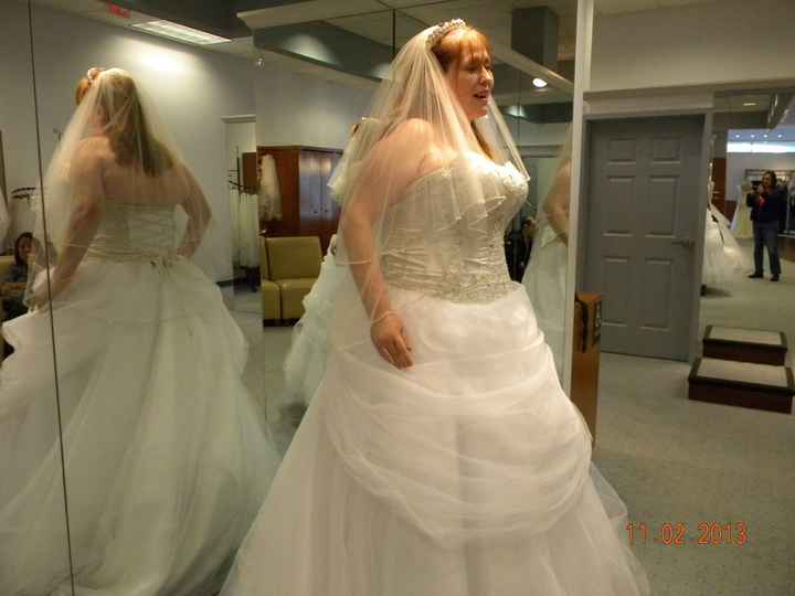 Who doesn't love dress porn !