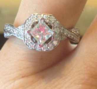 How to tell if a diamond is real or fake? *update*