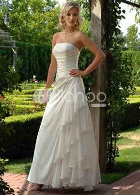 Here it is!!!! pics of me in my 2nd dress from milanoo.com