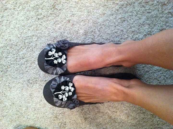 Shoes! Need opinions (with pictures)