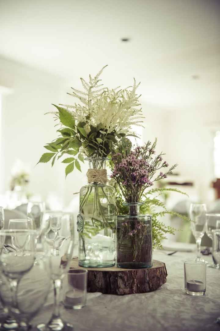 What can I put under mason jar centerpieces that isn't too expensive???