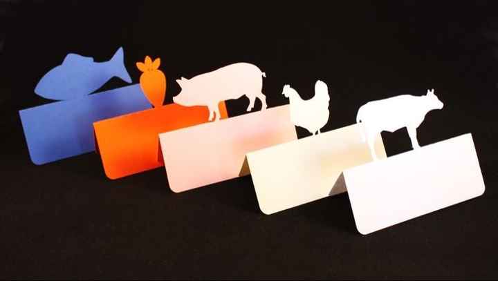 Meal selections without place cards