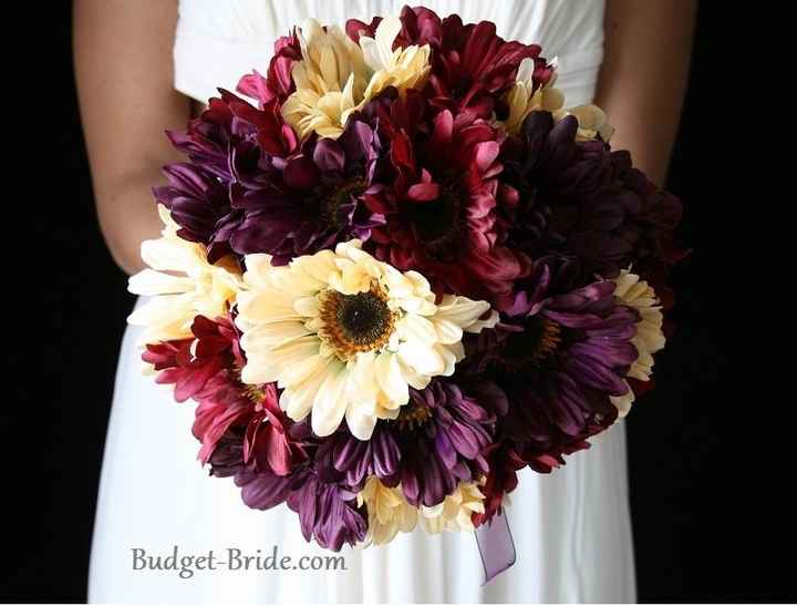 Will this bouquet go with Navy dresses and brown linens?