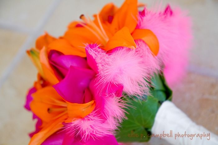 Show us your wedding colors!