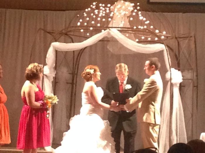 I am now Mrs. Sarah Lee *with nonpro pix* :)