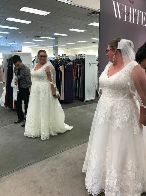Does your wedding dress have lace, beading, or both? 7