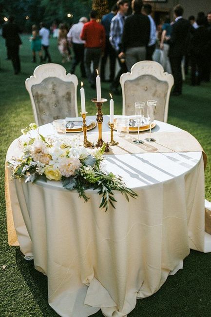Sweetheart table decor - 1