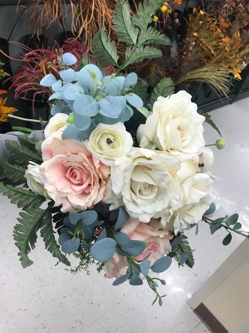 Don't be afraid to diy your flowers! 3