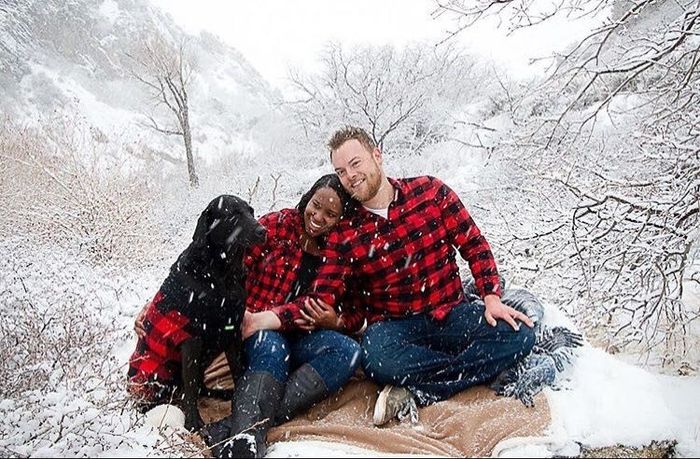 Engagement Photos with Pets: Share Your Tips and Pics!