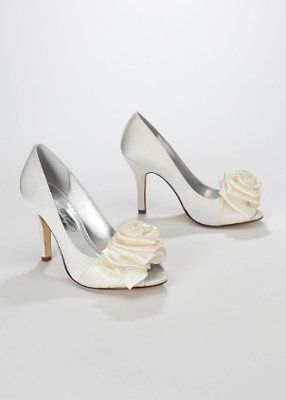 BRIDAL SHOES FOR MD BRIDE??
